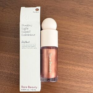 Rare Beauty Reflect new unused with packaging Liquid Highlighter